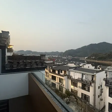 Huangshan Shexian Night Moor Xin'an Homestay (Xin'an River Gallery Scenic Area Branch)