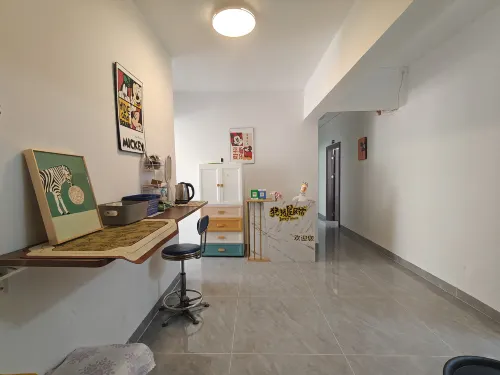 Pig House Homestay - Bãi biển
