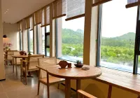 LAKESIDEBEAUTY·HOTEL - Desayuno