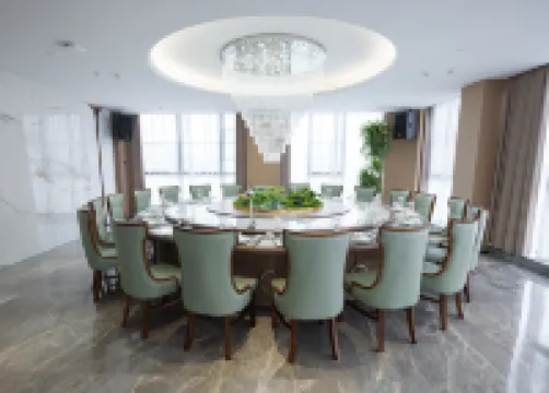 Solong International Hotel