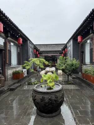 歩歩高プレミアム民宿 大同（大同古城） 鼓楼周辺のホテル