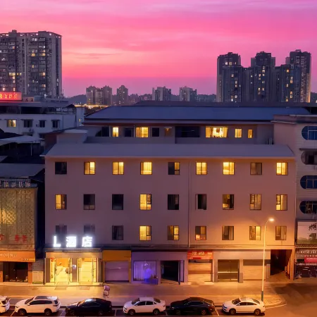 the L Hotel (Hongya Central Plaza Store)