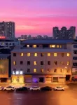 the L Hotel (Hongya Central Plaza Store) - parcheggio