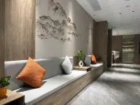 AHS Hotel (Xi 'an Bell Tower North Street Metro Station Branch)