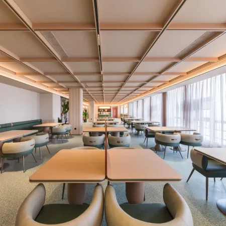 Orange Hotel (Yancheng Funing Harbin Road)