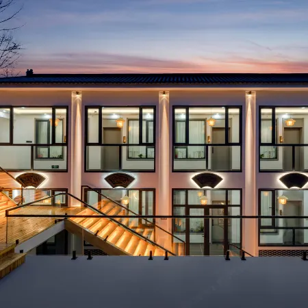 Zhenshan Qigu | 180° Zen-Inspired Luxury Homestay (Wutai Mountain Scenic Area)
