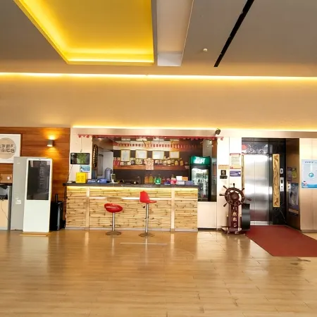 Fenglin Art Hotel