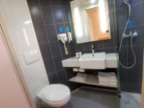 HanTing 호텔(핑후 신화중루)