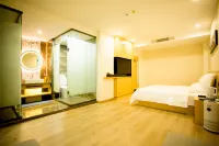 Yueyu Hotel