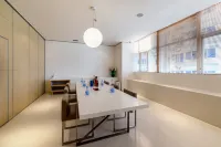 Colour Inn (Shenzhen Dongmen)