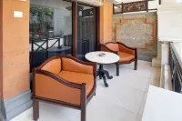 Kuta Beach Club Hotel - balcón