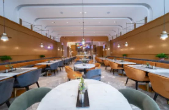 大連北站華南廣場亞朵酒店