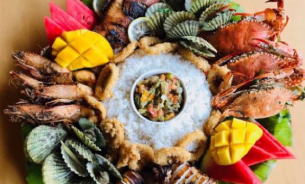 Coucou Bar Hotel and Restaurant