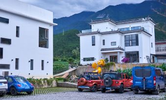 Experience homestay in Heqian's lifestyle