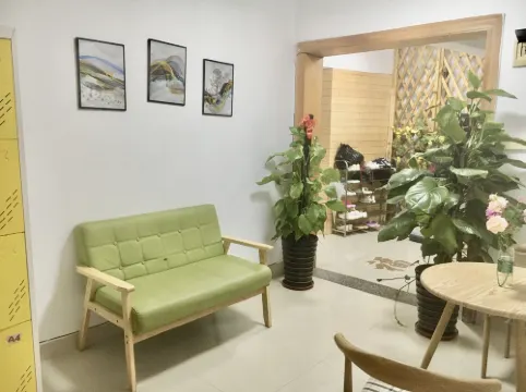 Nanning Rushe Homestay Hotel