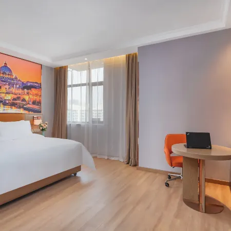Vienna Hotel (Linyi City Center Taisheng Plaza)
