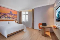 Vienna Hotel (Linyi City Center Taisheng Plaza)