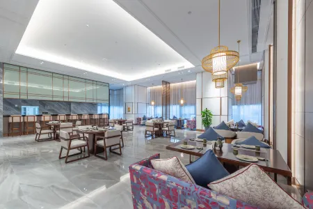 Xiangyang Minfa Ruiji Hotel Отели рядом со станцией Xiangyang East  Railway Station