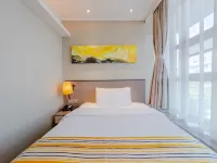 Homeinn Plus Hotel (Hangzhou West Lake Lakeside Wushan Square Hefang Street) Hotels near Qinghe Square