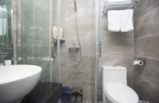 Qingmu Express (Nanjing Xinjiekou Xinjiekou Subway Station Fengfu Road) Hotels in Nanjing