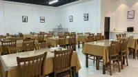 Jiyunlai Hotel Hotels in Jeminay