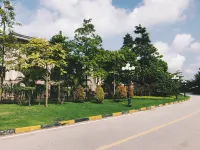 Enping Feifanzhili Smart Hotel Hotels near Evergrande Five Nations Hot Spring Town