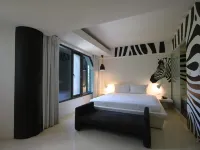 Papa Whale-Kaohsiung Formosa Boulevard Hoteles cerca de Xinxing