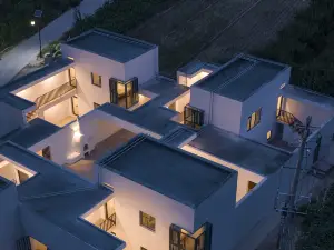 Popular Vacation Homes in Linxia Prefecture