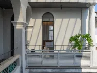 Lingjing Anhai Hotel Hotels near Gulangyu