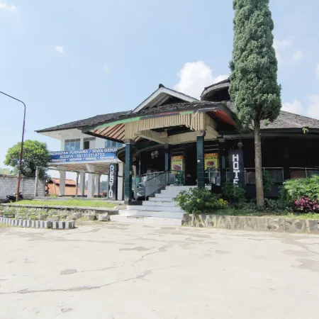 Villa Penginapan Purnama