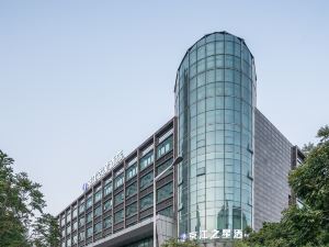 Zhongshan Jingjiang Zhi Xing Hotel