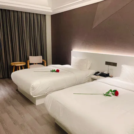 Yangzhou Zhishangquan Hotel