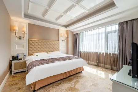Yantai Bihai Hotel (Yantai Station Wanda Plaza)