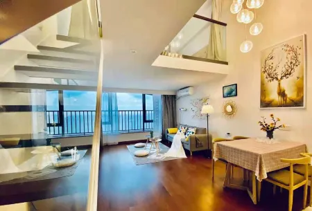 Xiamen Corner Station seaview apartment Отели рядом с достопримечательностью «Xiawu Square»