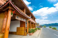 Luguhu Poju Inn