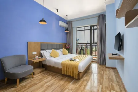 Wheat Smart Hotel (Kunming South High-speed Railway Station) Отели рядом с достопримечательностью «Yunnan Minzu University (Yuhua Campus)»