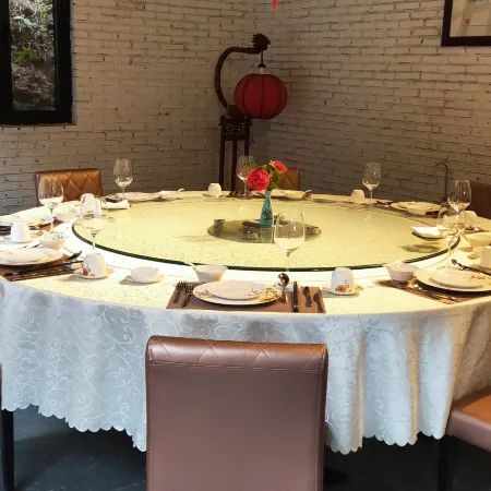 Moshang chuiyan Inn