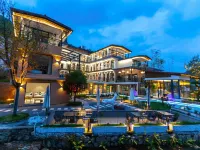 Huahai Yunsu (Chongdugou Central Performance Square) Hotels in Luanchuan