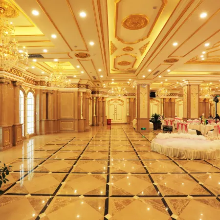 Korla Pear City Garden Hotel