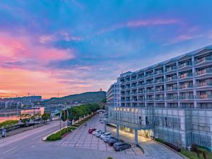 Penglaige Sea View Hotel