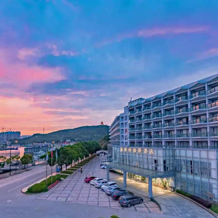 Penglaige Sea View Hotel