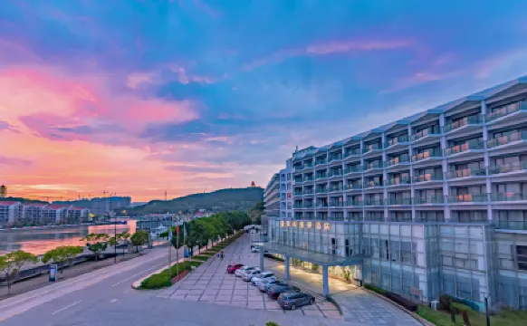 Penglaige Sea View Hotel