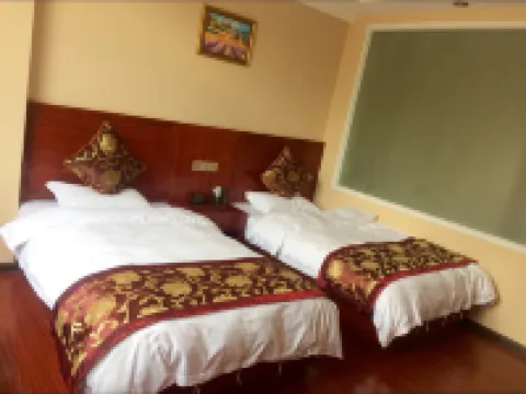 Changning Jinning Hotel