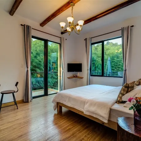 Zhuji Fengqing Hostel