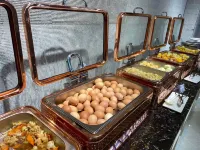 Xinmao Ruihua Hotel Hotels in Yakeshi