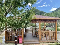 Floral Hotel·Lanting Hot Spring Hotel(Mutianyu Great Wall shops) Hoteller i Huairou District