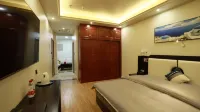 Station Manor Hotel