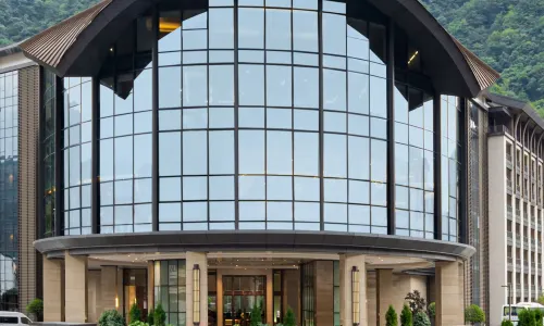 Kande Grand Land Hotel