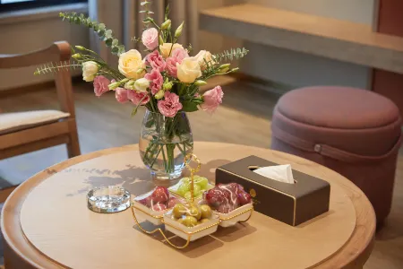 CHEN ZHOU FORTUNATE HOTEL Отели рядом с достопримечательностью «Wuling Square»