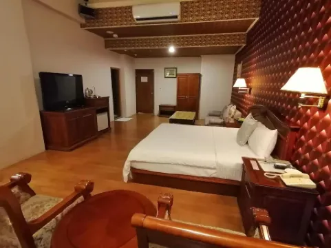 Hualien Imperial Motel In Fort Commerce
